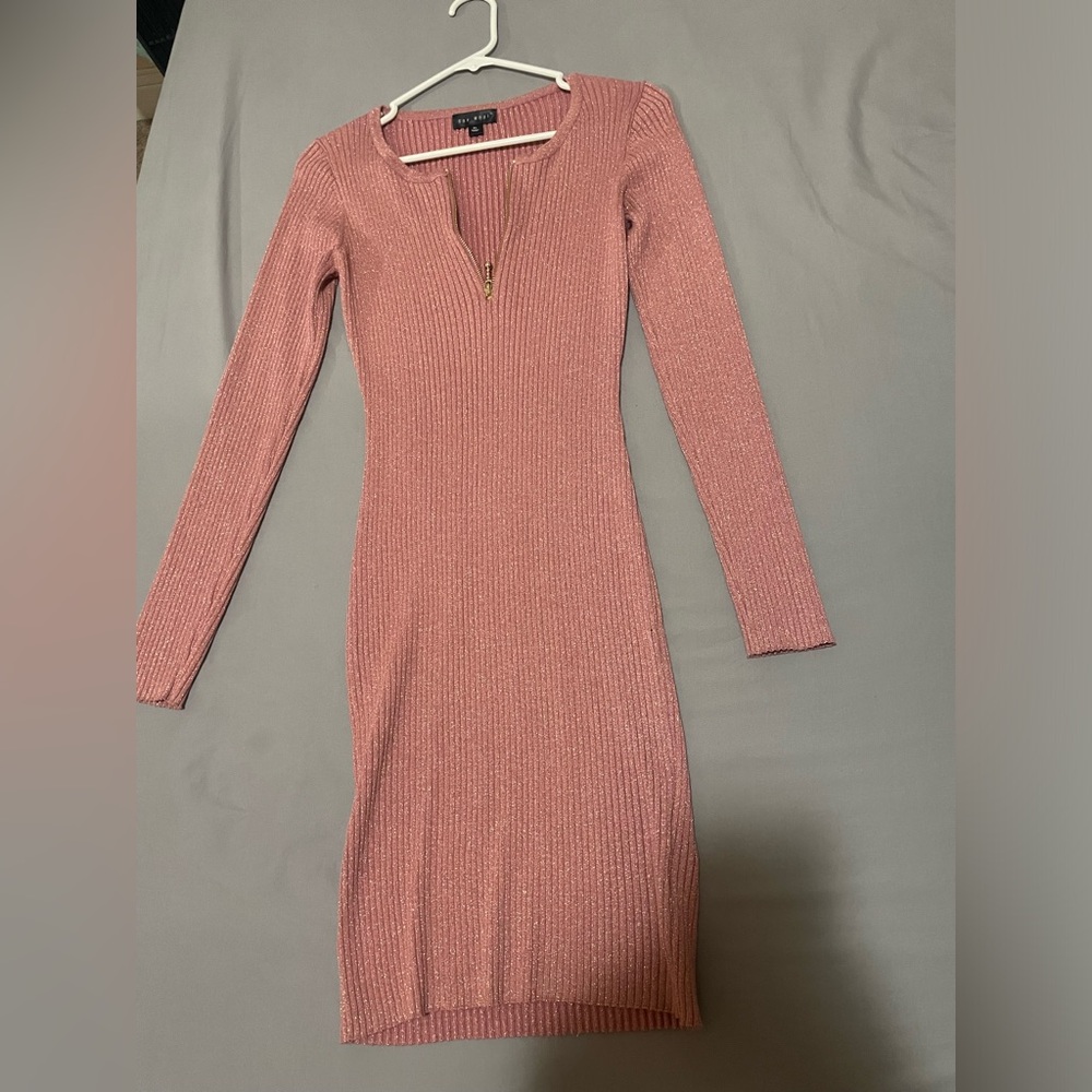 Women’s body con, midi dress